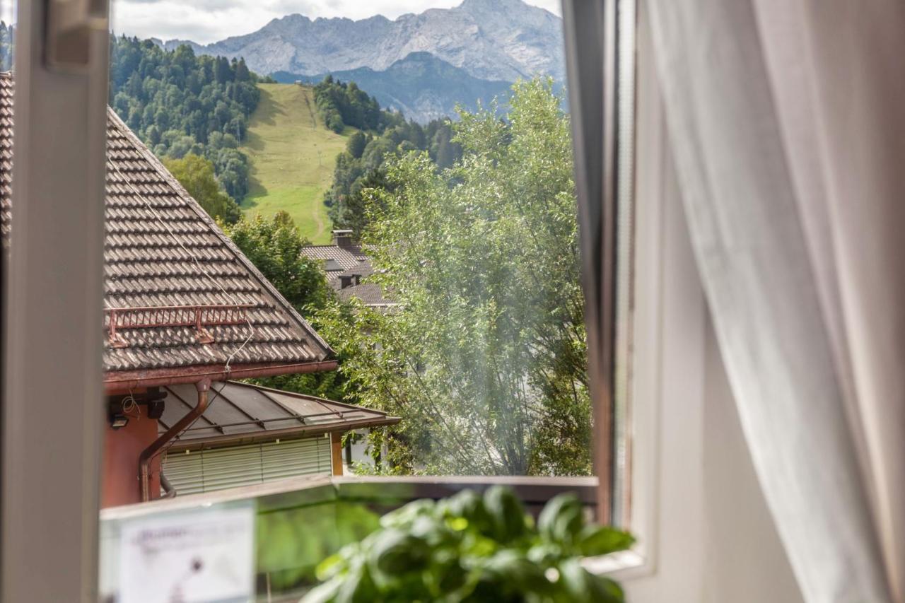 Fewo Im Blauen Haus Dg Garmisch-Partenkirchen Zewnętrze zdjęcie